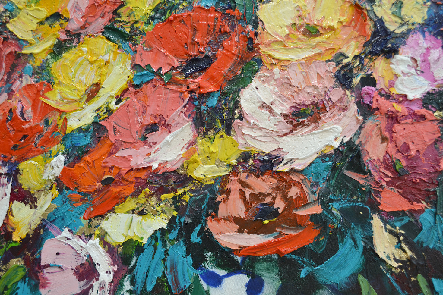 Close Up Detail Of Oil And Gold Leaf Painting "21 Roses" By Judith Dalozzo